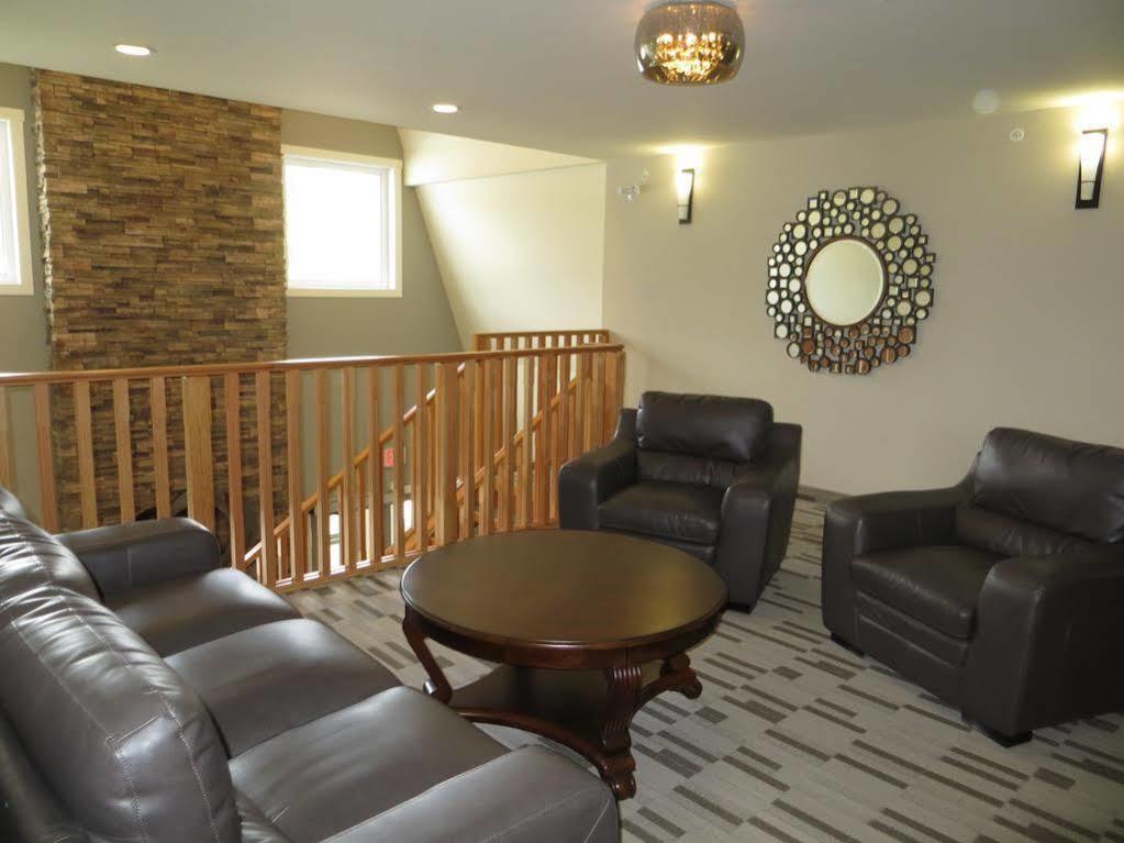 The Kanata By Bcminns Blairmore מראה חיצוני תמונה